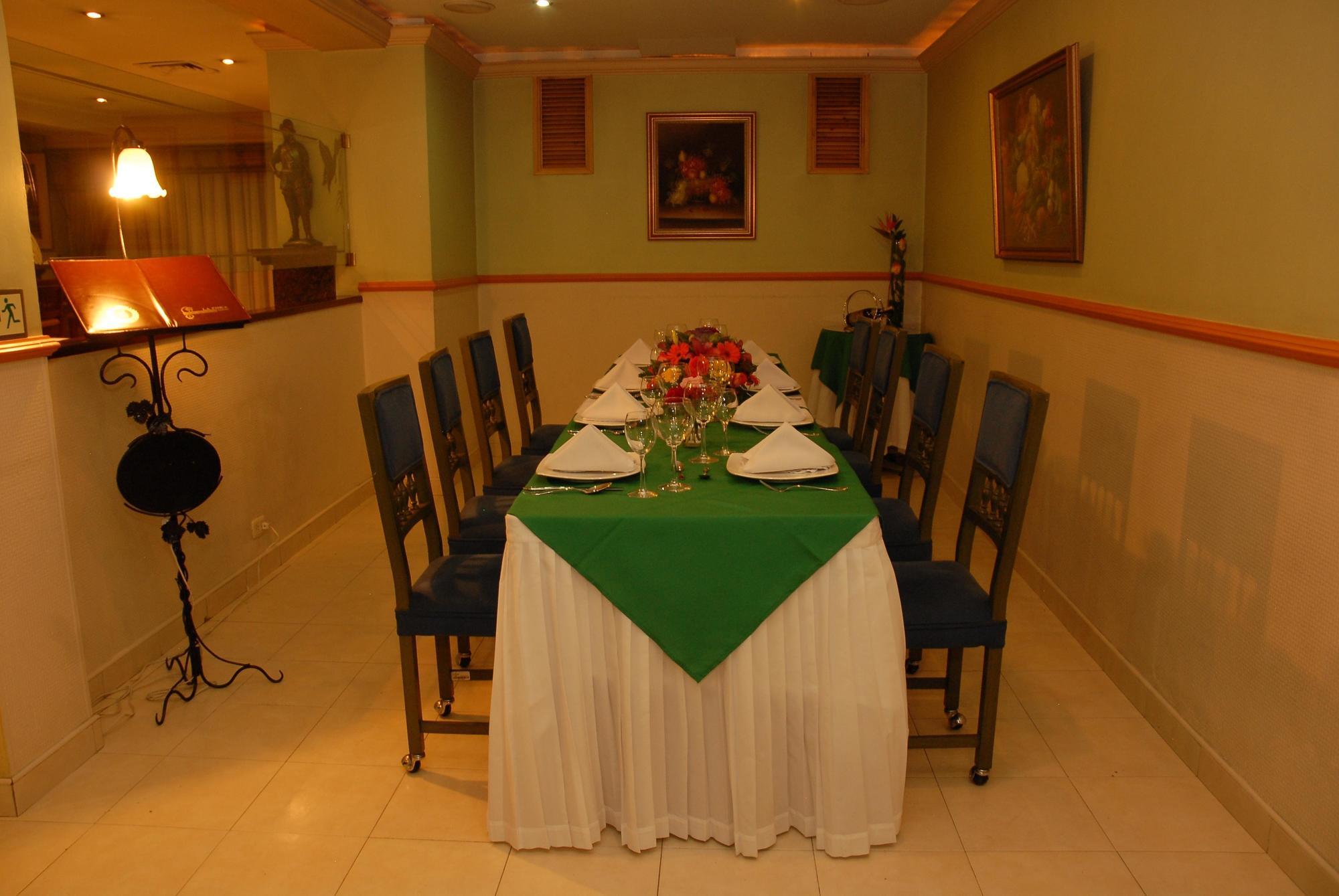 Hotel-Monti Bogotá Zewnętrze zdjęcie